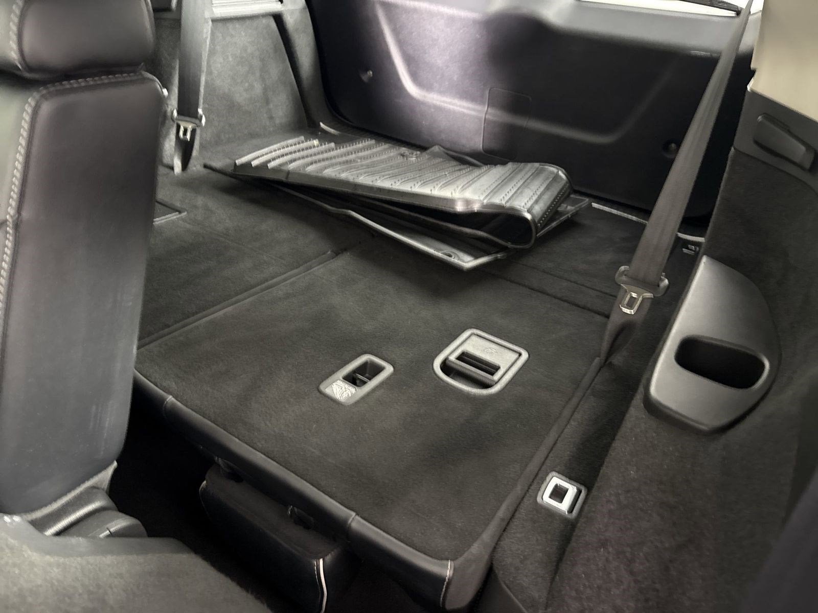 2023 Acura MDX w/Advance Package