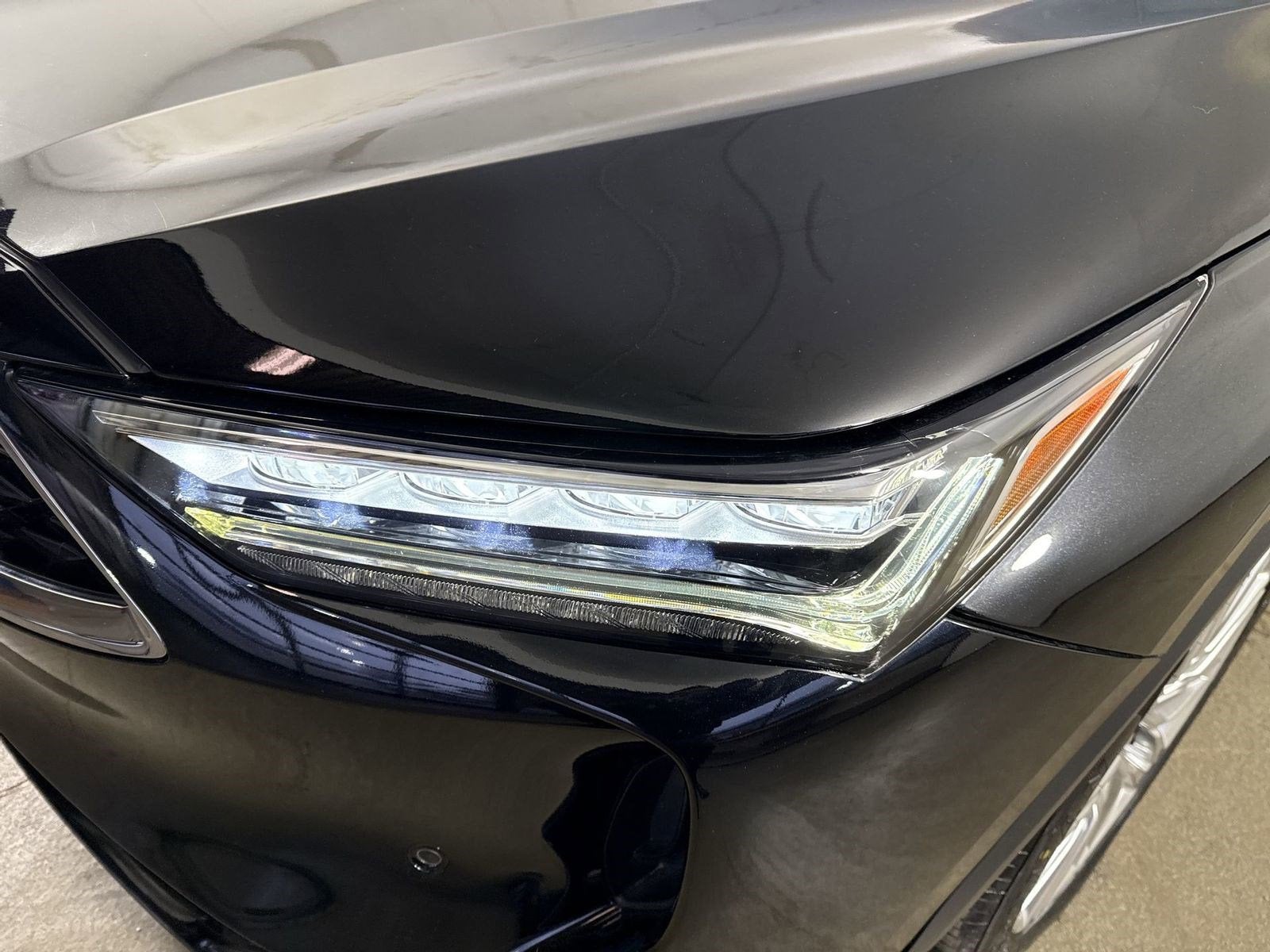 2023 Acura MDX w/Advance Package