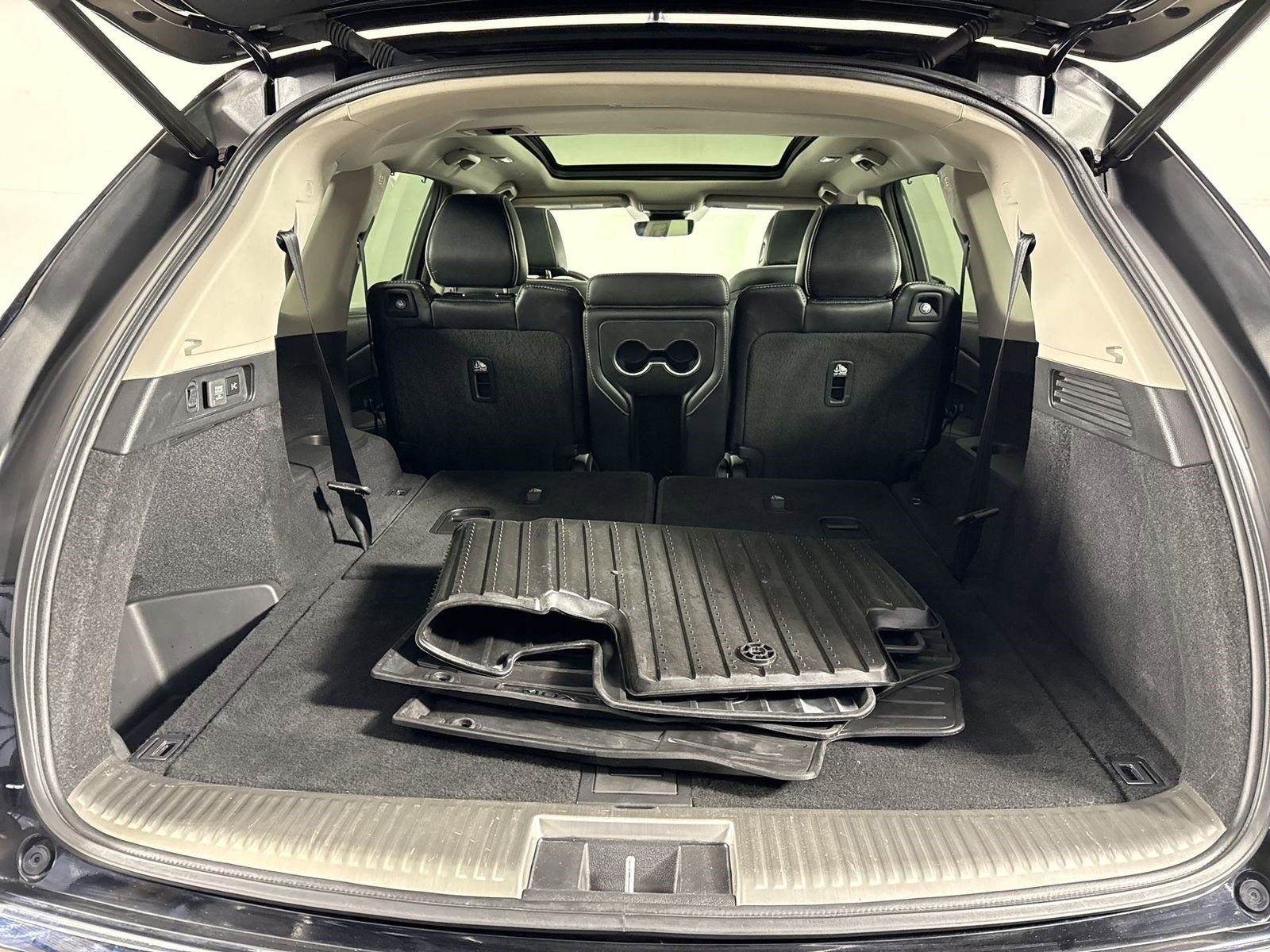 2023 Acura MDX w/Advance Package