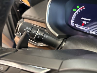 2026 Acura MDX SH-AWD with Advance Package