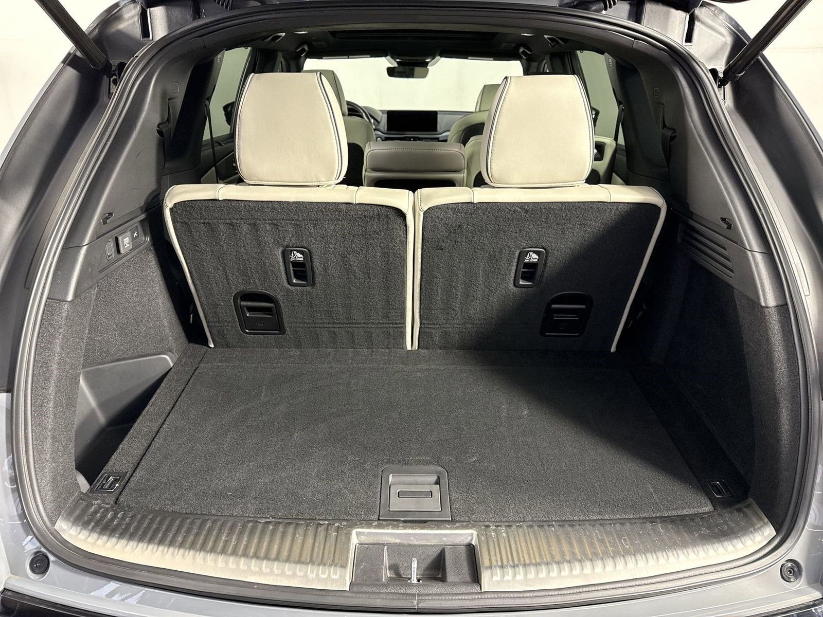 2025 Acura MDX SH-AWD A-SPEC ADV