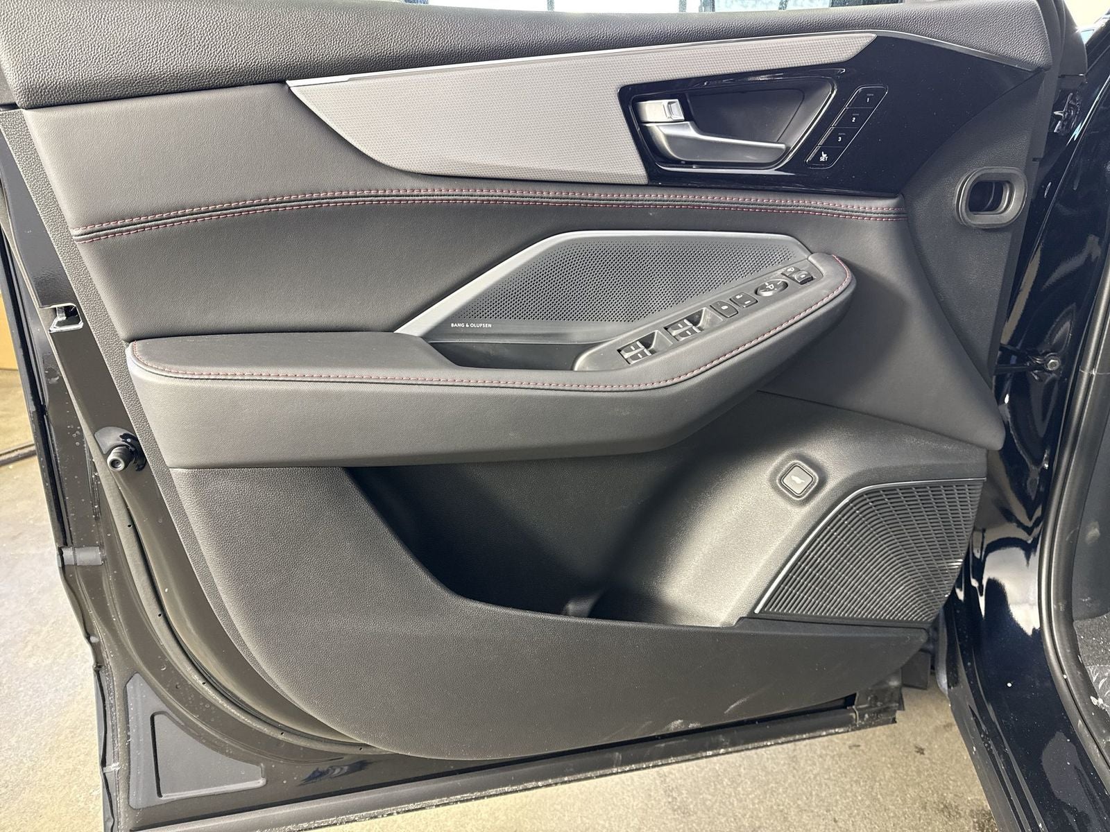 2026 Acura MDX SH-AWD A-Spec with Advance Package