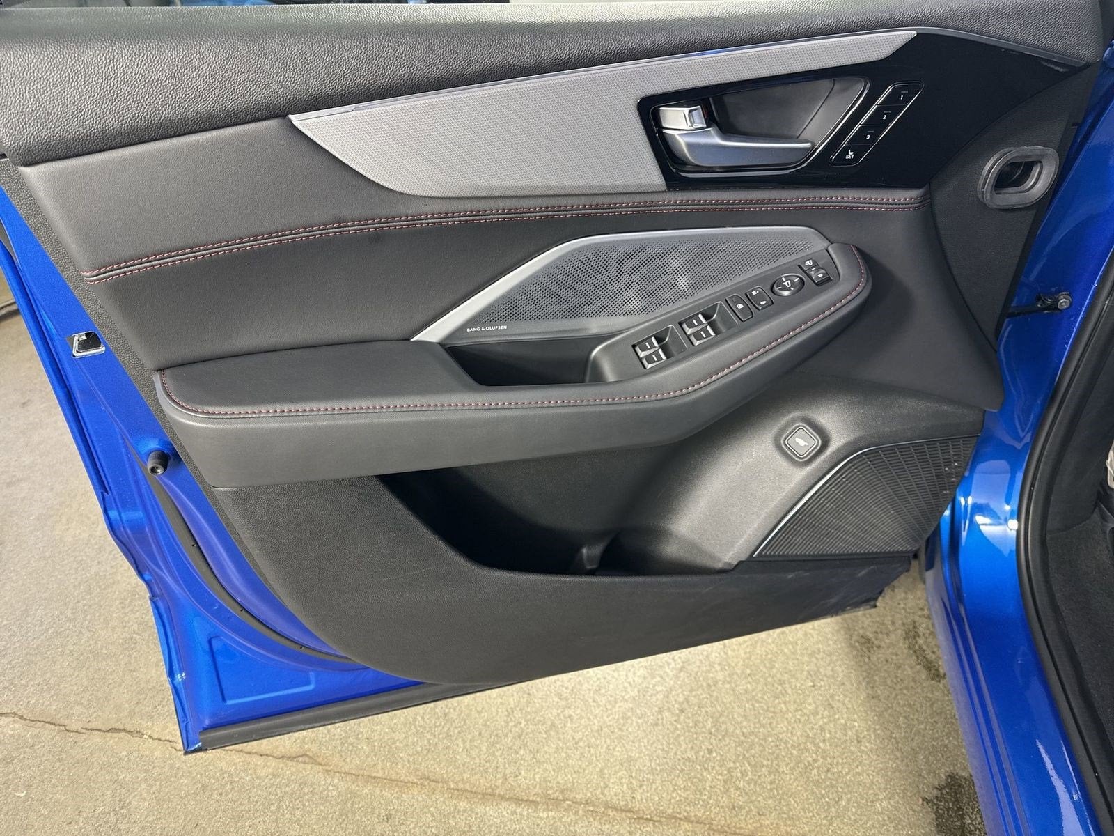 2026 Acura MDX SH-AWD A-Spec with Advance Package