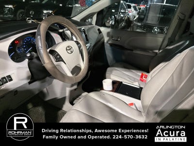2011 Toyota Sienna XLE AAS