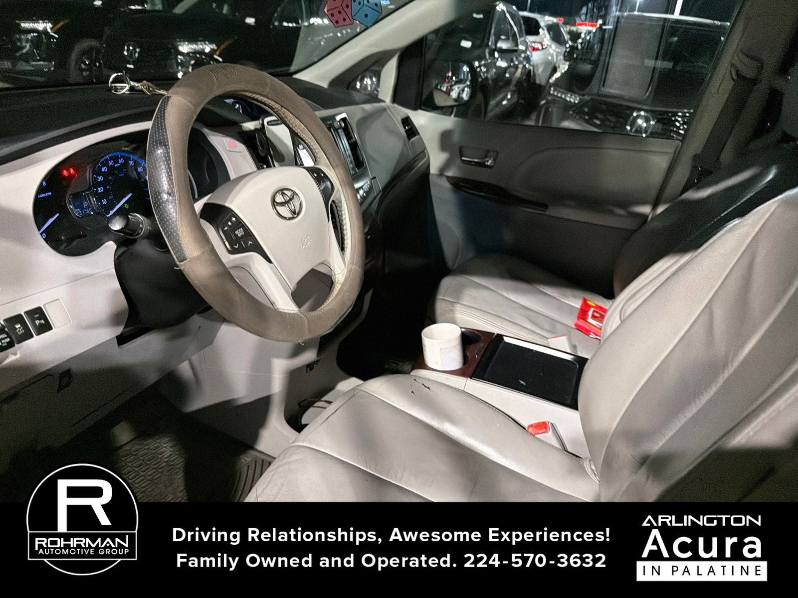 2011 Toyota Sienna XLE AAS