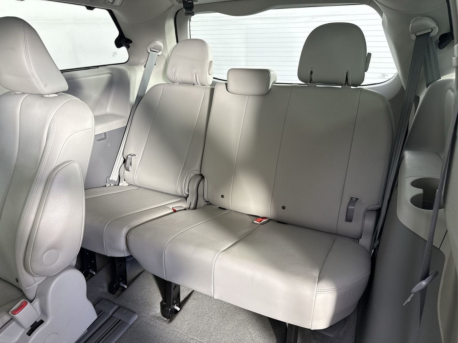 2014 Toyota Sienna XLE