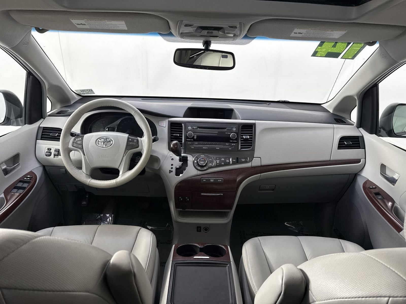 2014 Toyota Sienna XLE