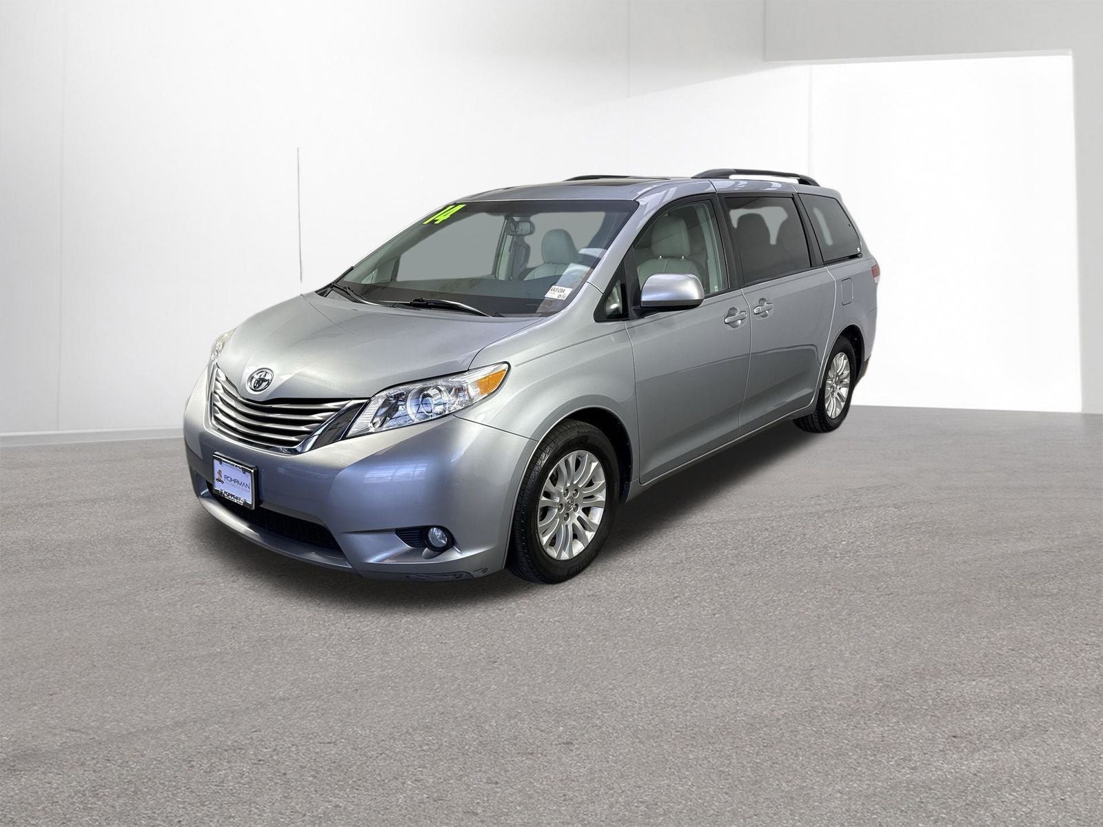 2014 Toyota Sienna XLE