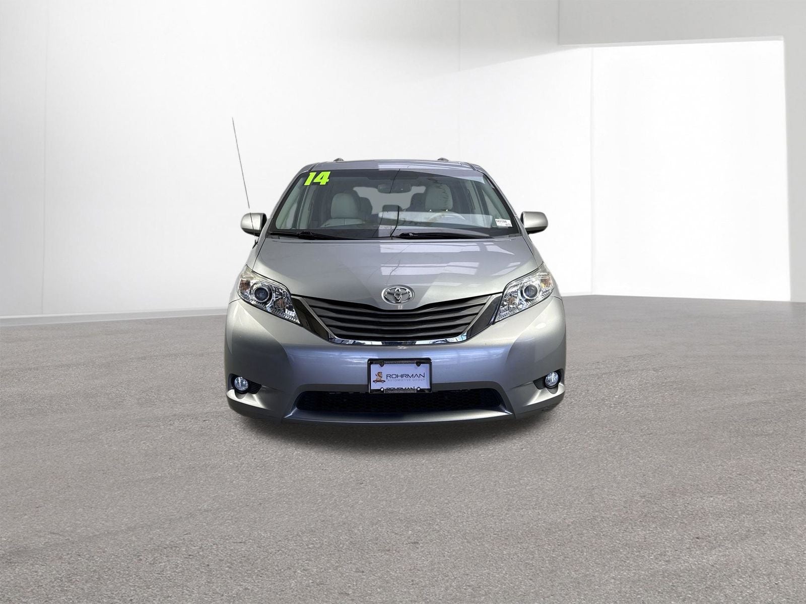 2014 Toyota Sienna XLE