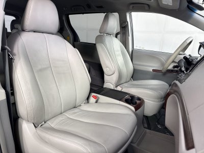 2014 Toyota Sienna XLE