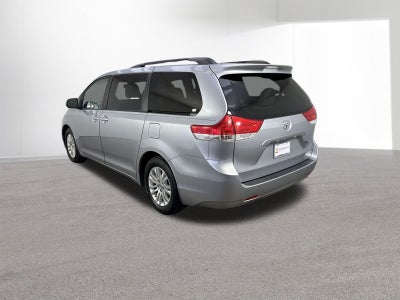 2014 Toyota Sienna XLE