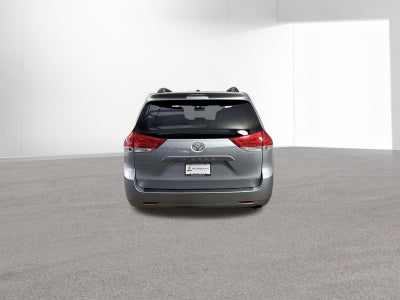 2014 Toyota Sienna XLE