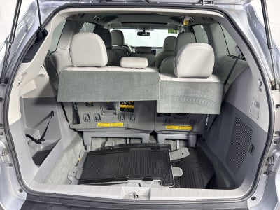 2014 Toyota Sienna XLE