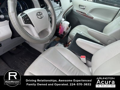 2014 Toyota Sienna XLE
