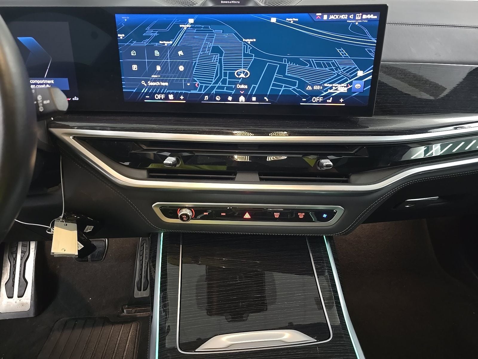 2024 BMW X7 M60i