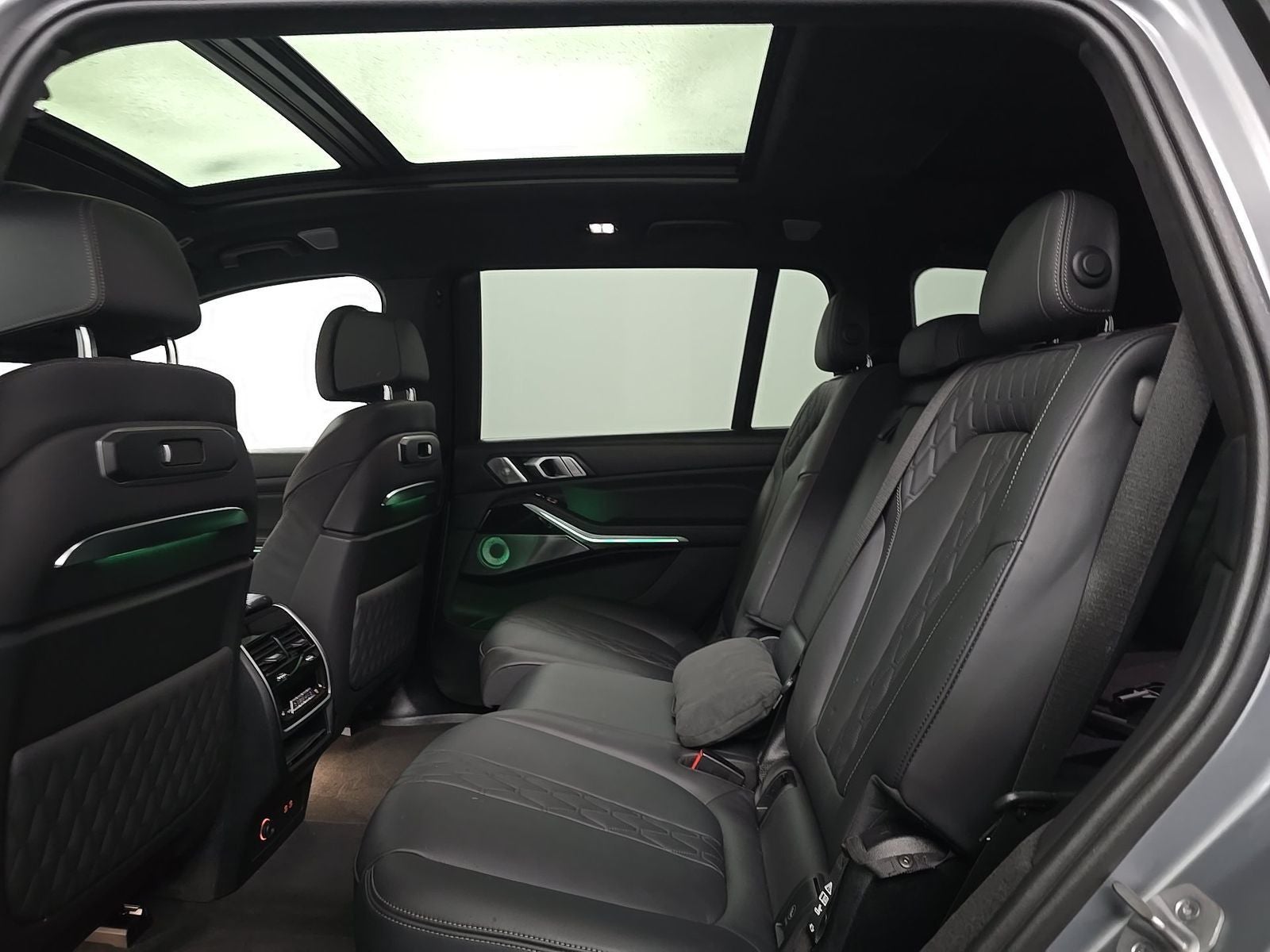 2024 BMW X7 M60i