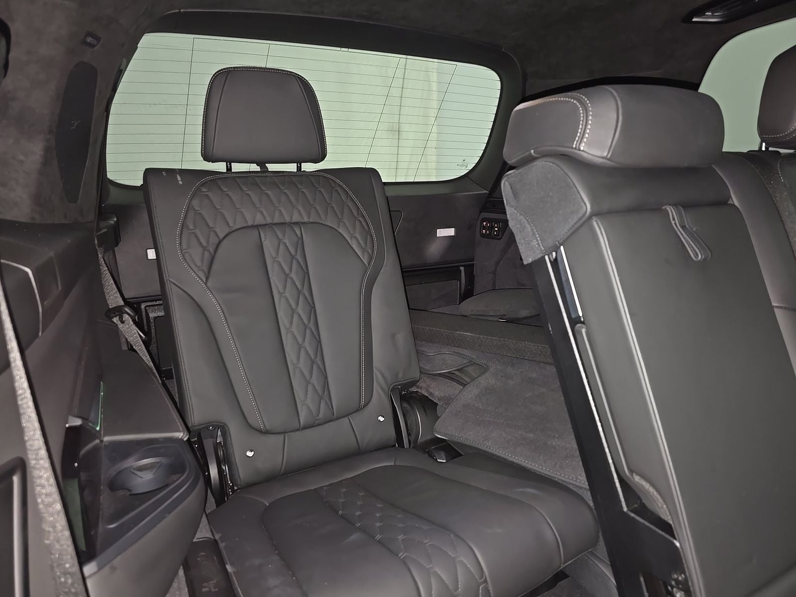 2024 BMW X7 M60i