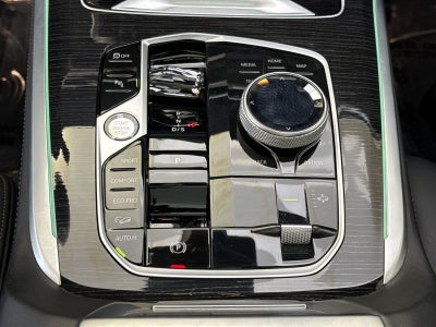 2024 BMW X7 M60i