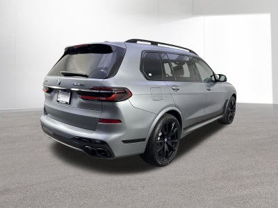 2024 BMW X7 M60i