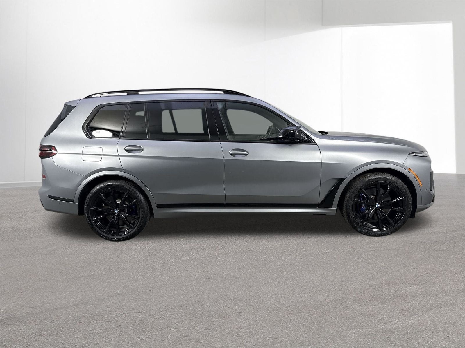 2024 BMW X7 M60i