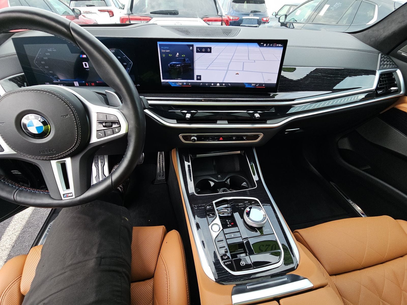 2025 BMW X5 M60i