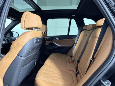 2025 BMW X5 M60i