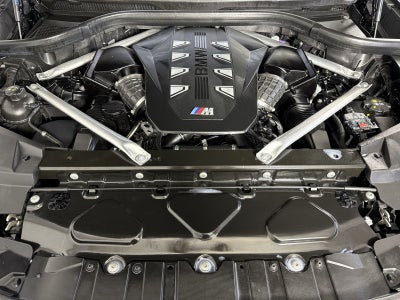 2025 BMW X5 M60i
