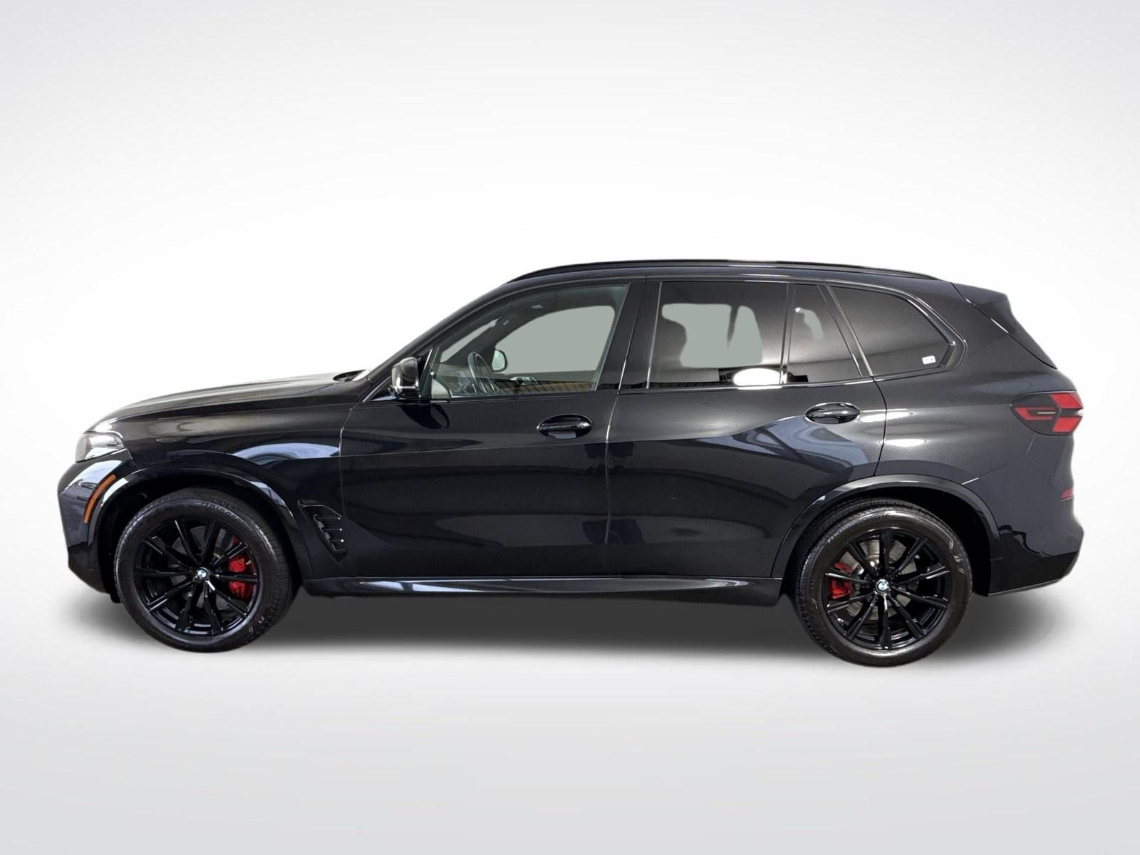 2025 BMW X5 M60i