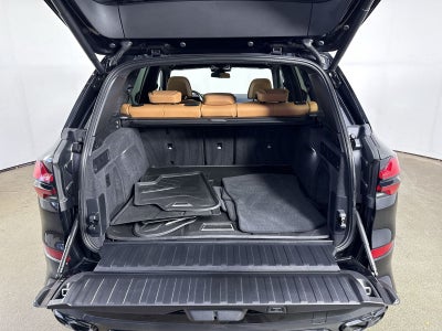 2025 BMW X5 M60i