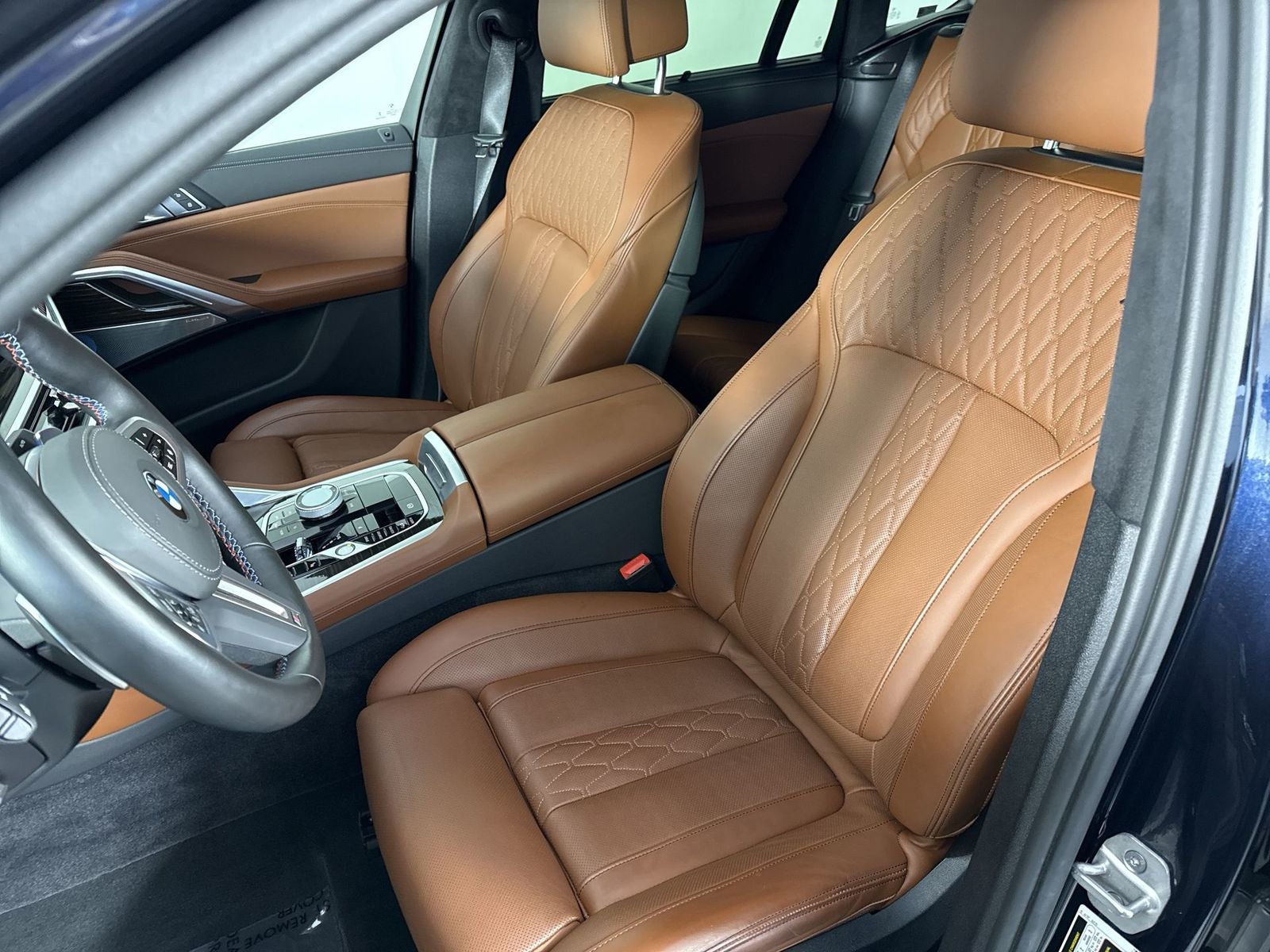 2024 BMW X6 M60i