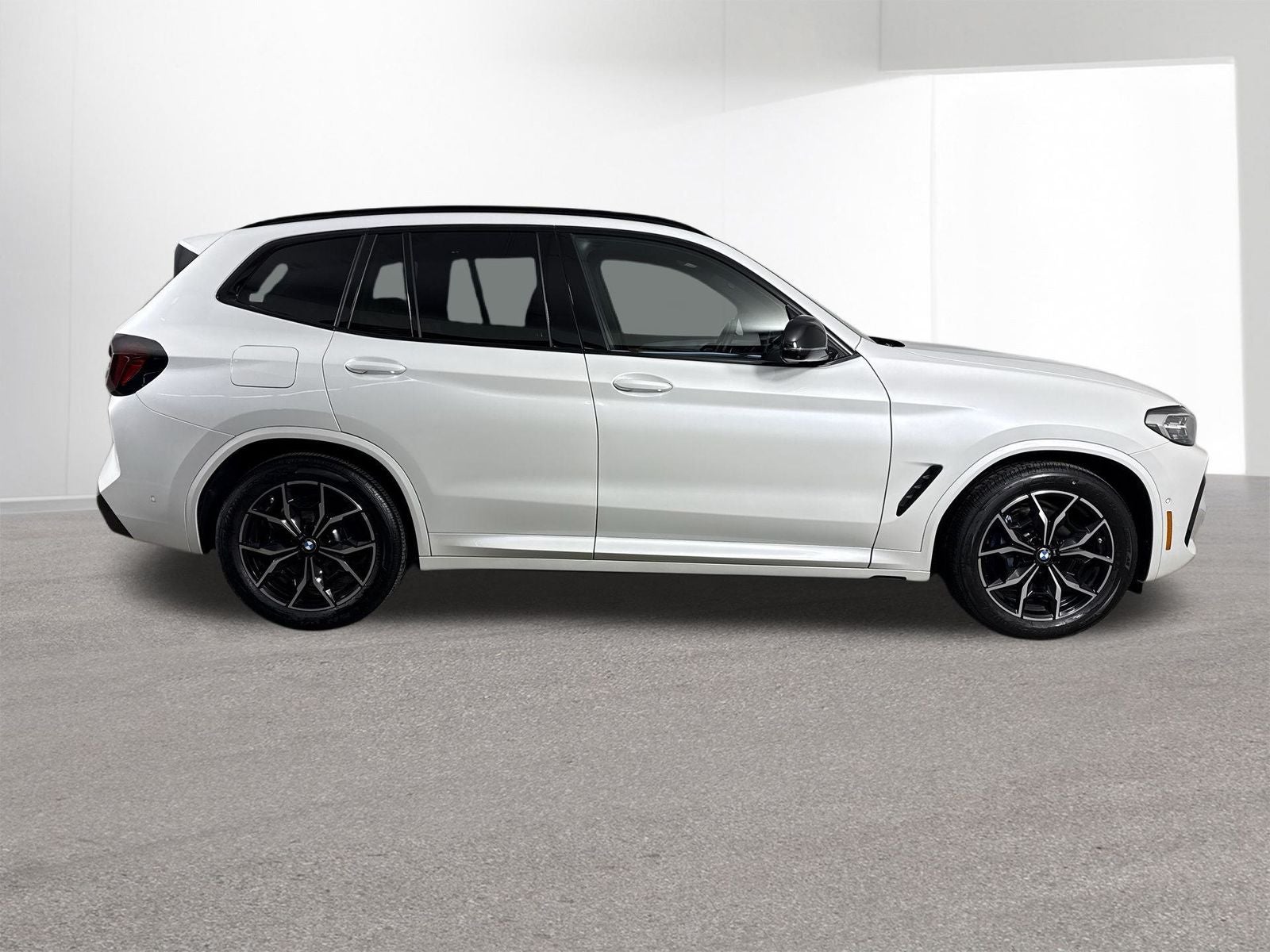 2024 BMW X3 M40i