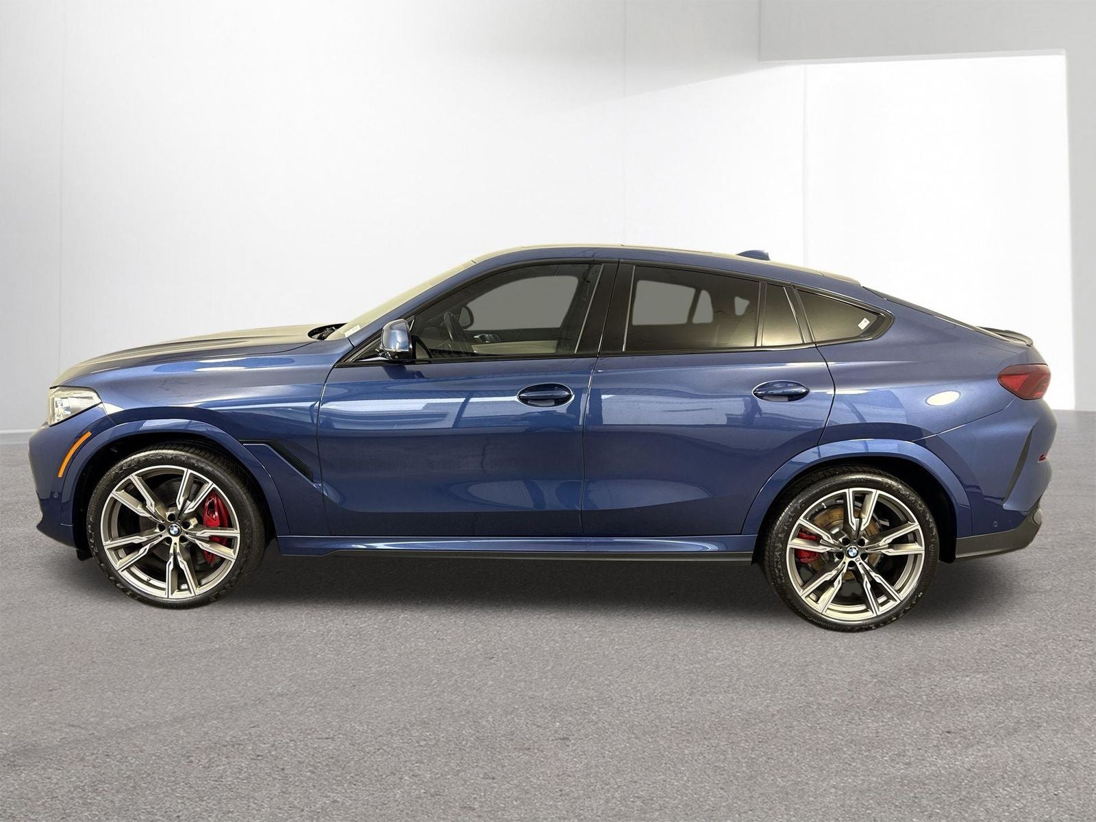 2023 BMW X6 M50i