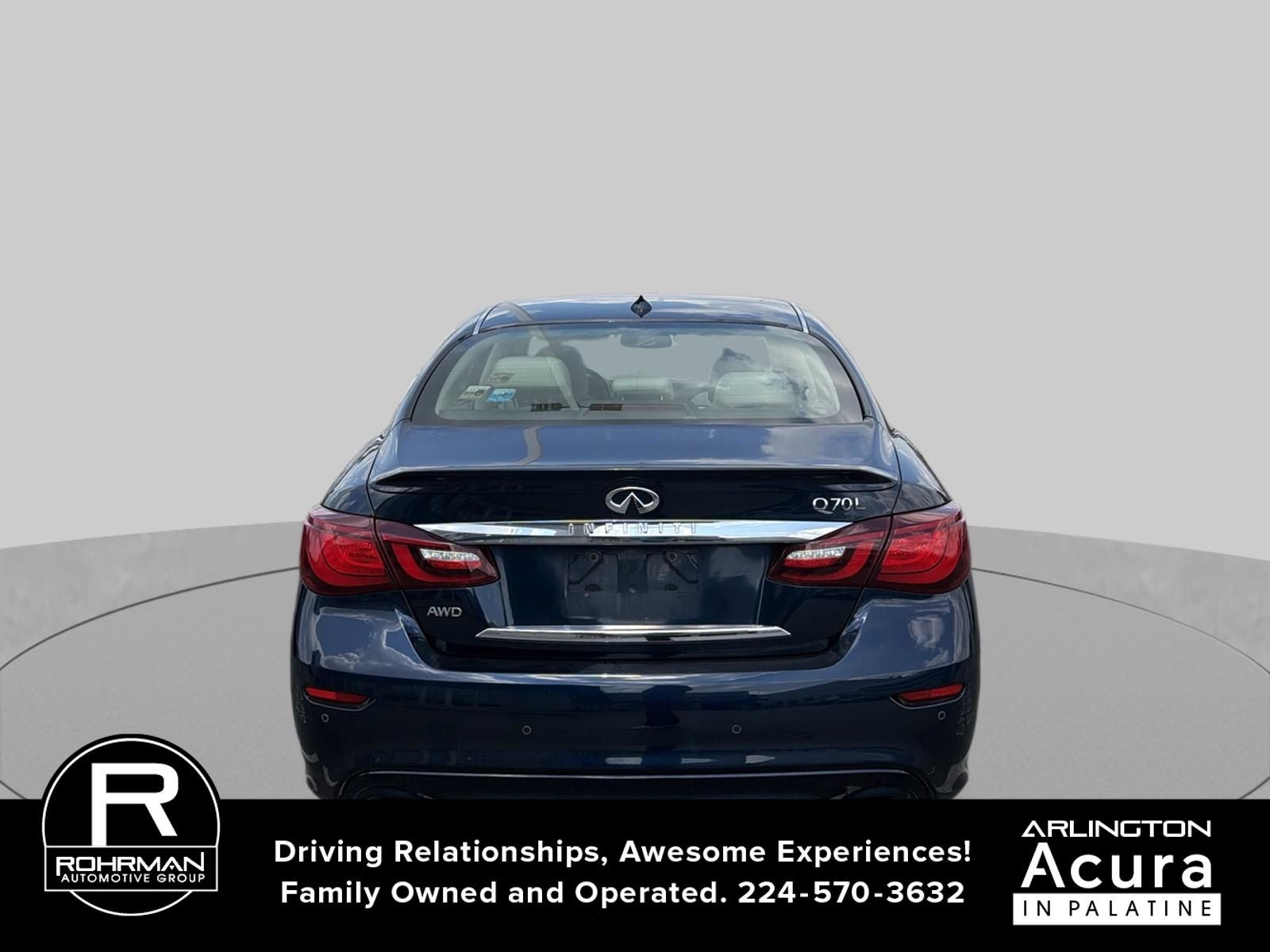 2015 INFINITI Q70L 4dr Sdn V8 AWD