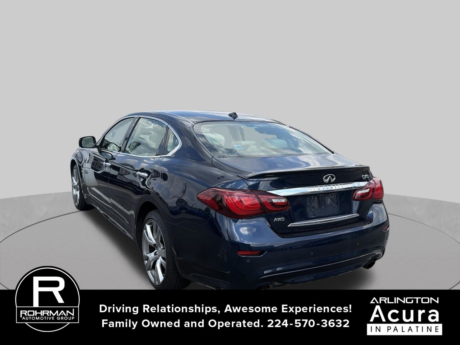 2015 INFINITI Q70L 4dr Sdn V8 AWD