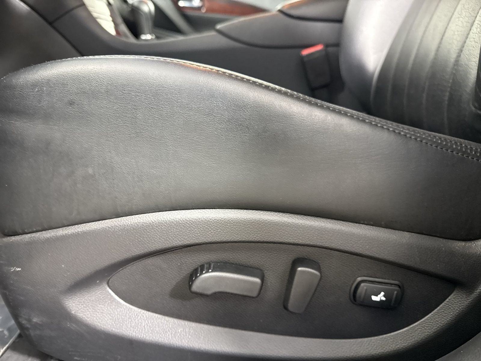 2017 INFINITI QX50 AWD