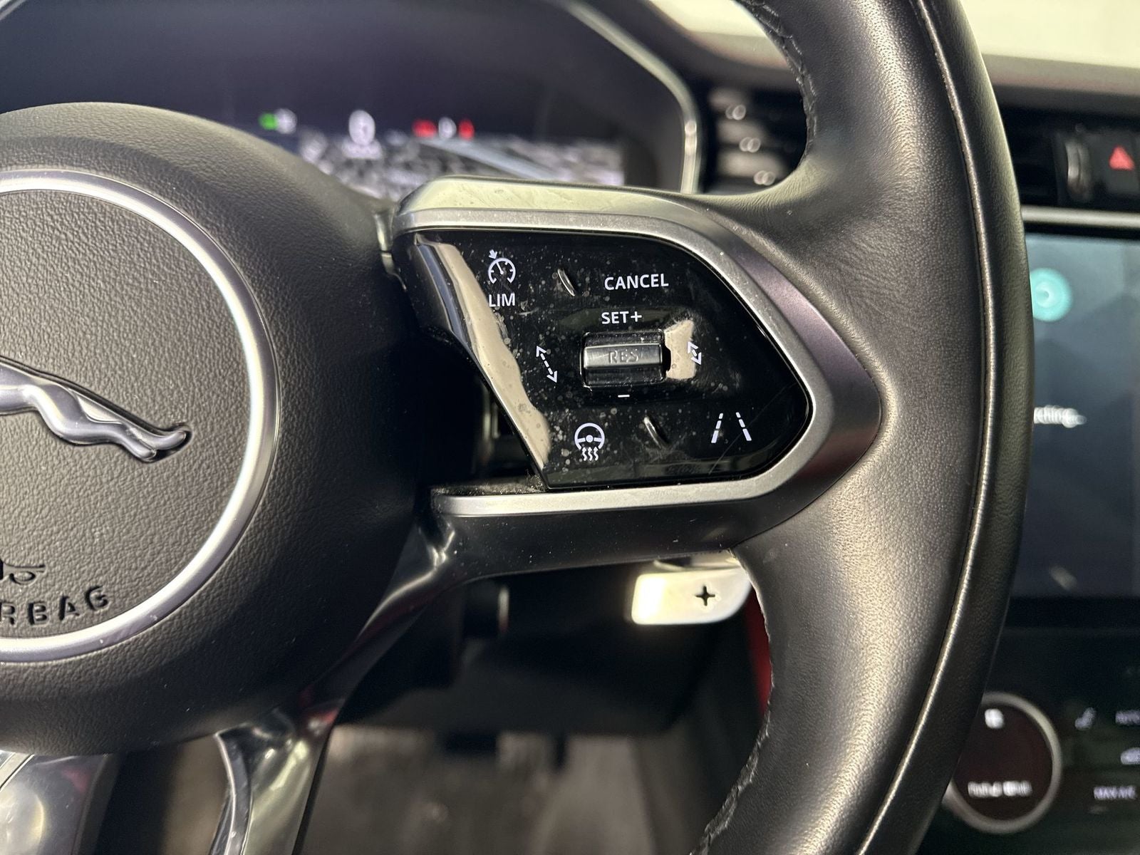 2024 Jaguar F-PACE R-Dynamic S