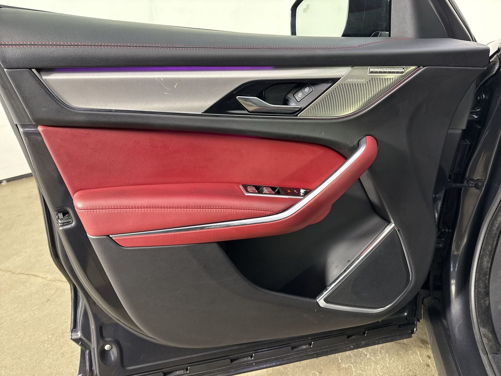 2024 Jaguar F-PACE R-Dynamic S