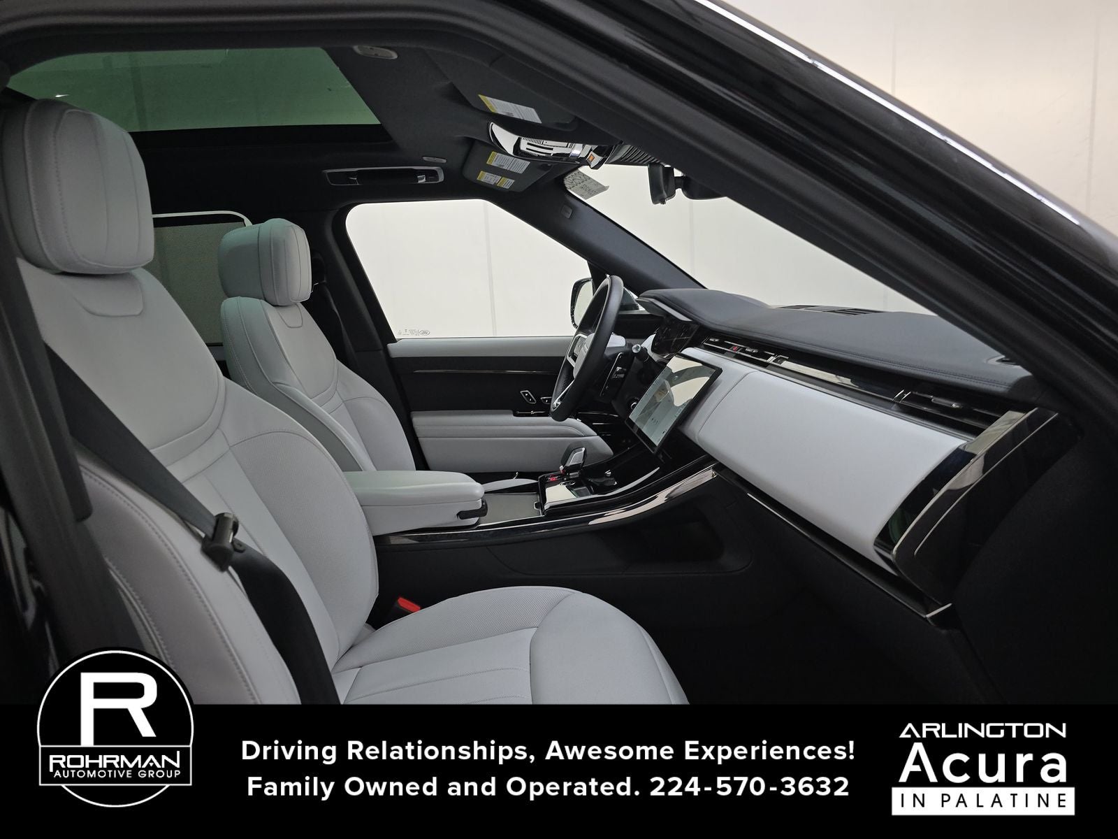 2025 Land Rover Range Rover Sport SE
