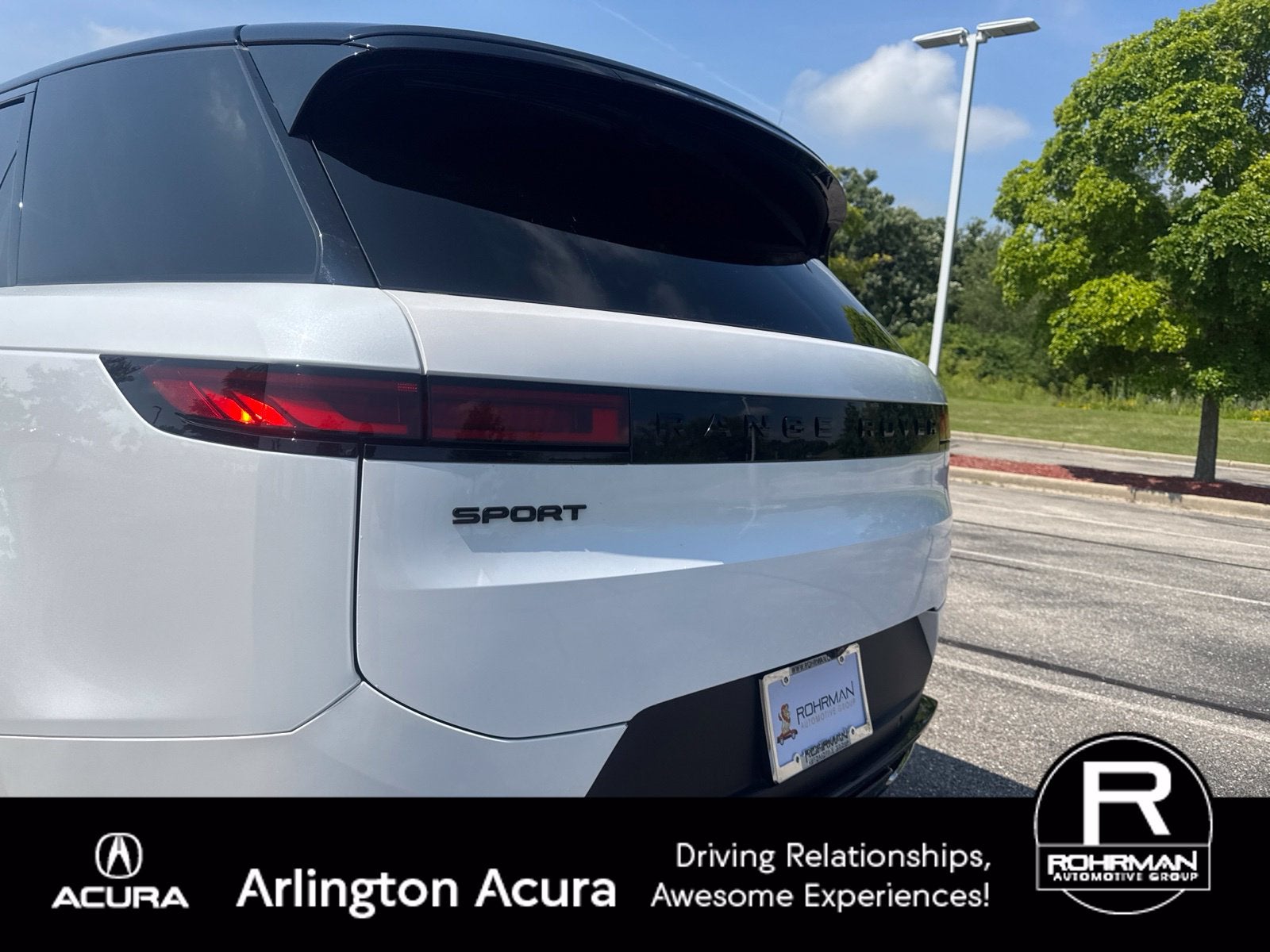 2024 Land Rover Range Rover Sport SE