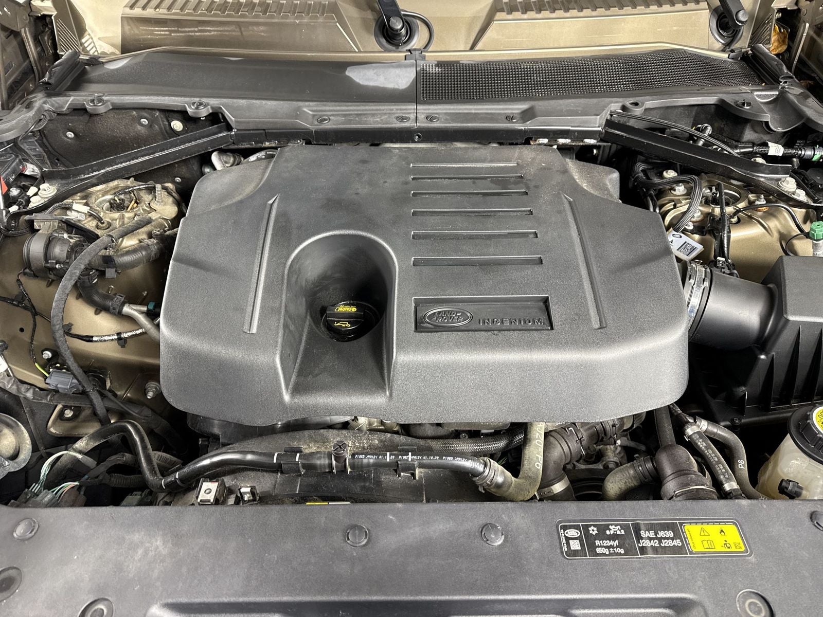 2021 Land Rover Defender 110 SE