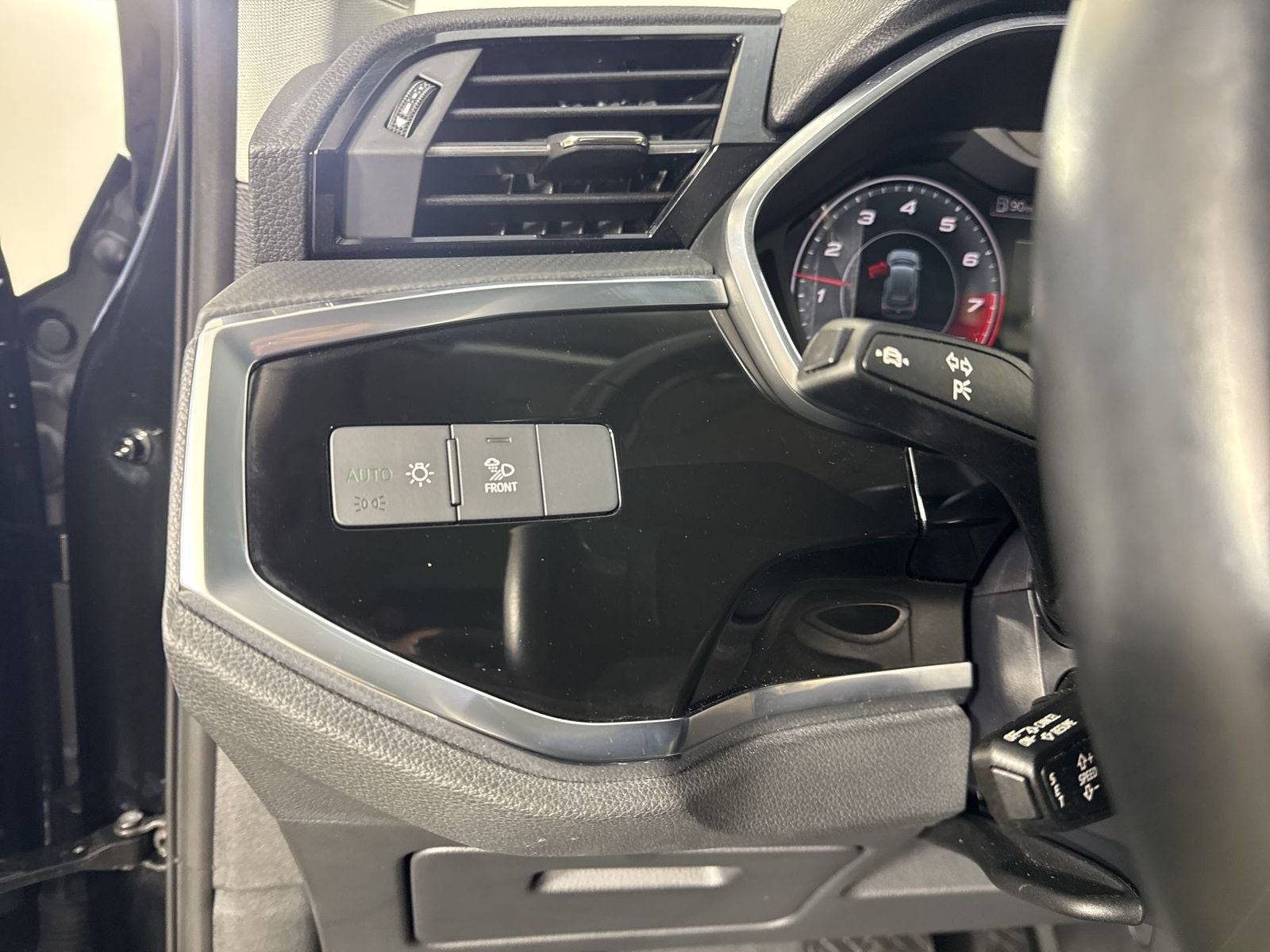 2024 Audi Q3 S line Premium Plus