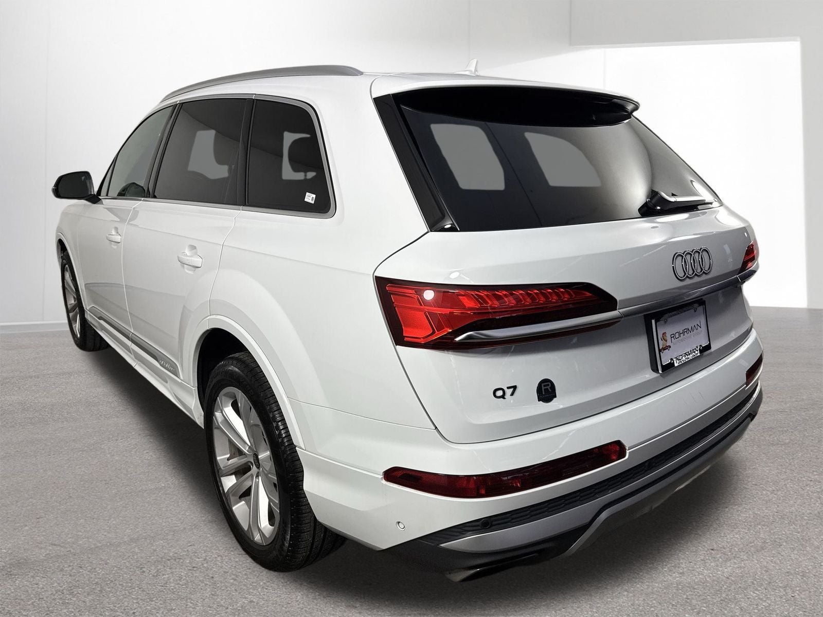 2025 Audi Q7 Premium Plus