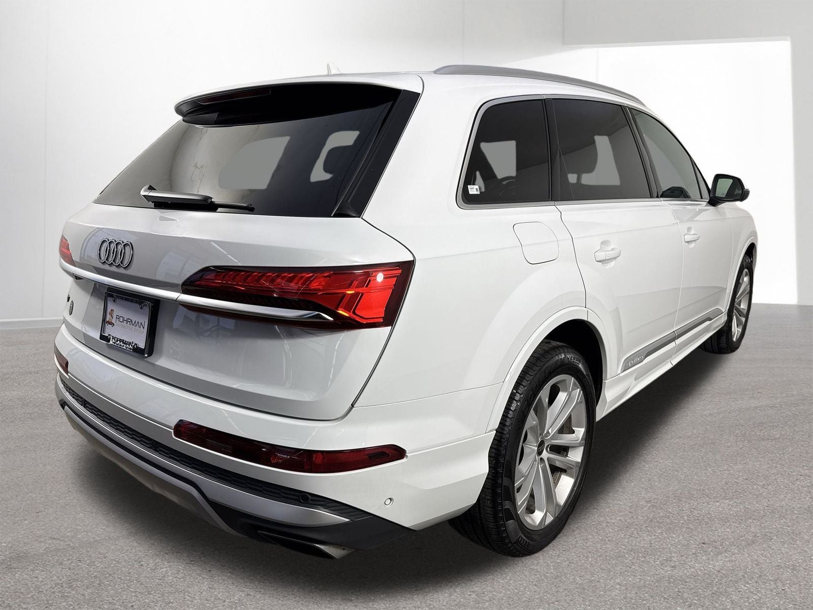 2025 Audi Q7 Premium Plus