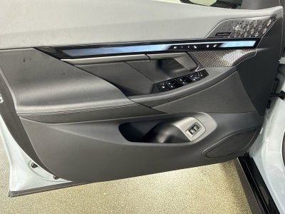 2026 BMW 5 Series 550e xDrive