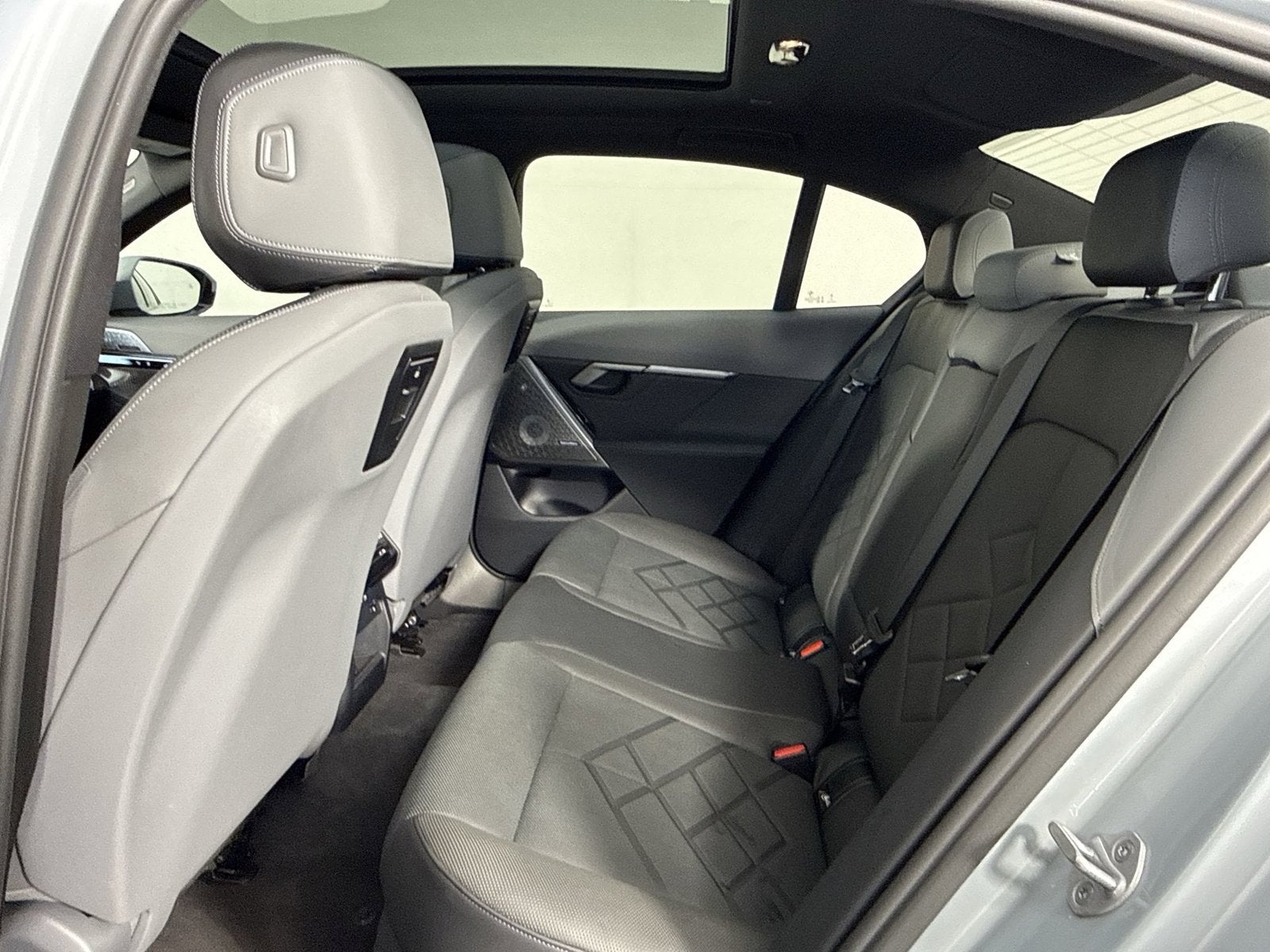 2026 BMW 5 Series 550e xDrive