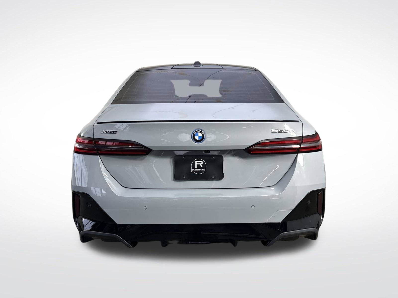 2026 BMW 5 Series 550e xDrive