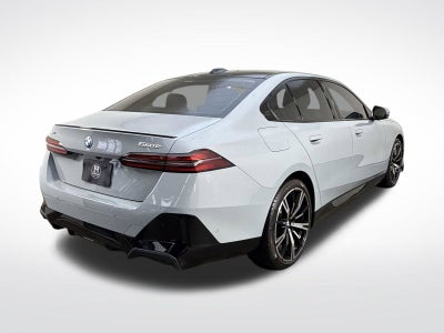 2026 BMW 5 Series 550e xDrive