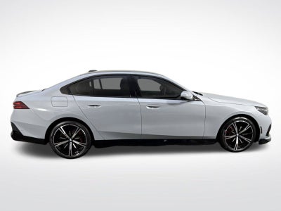 2026 BMW 5 Series 550e xDrive