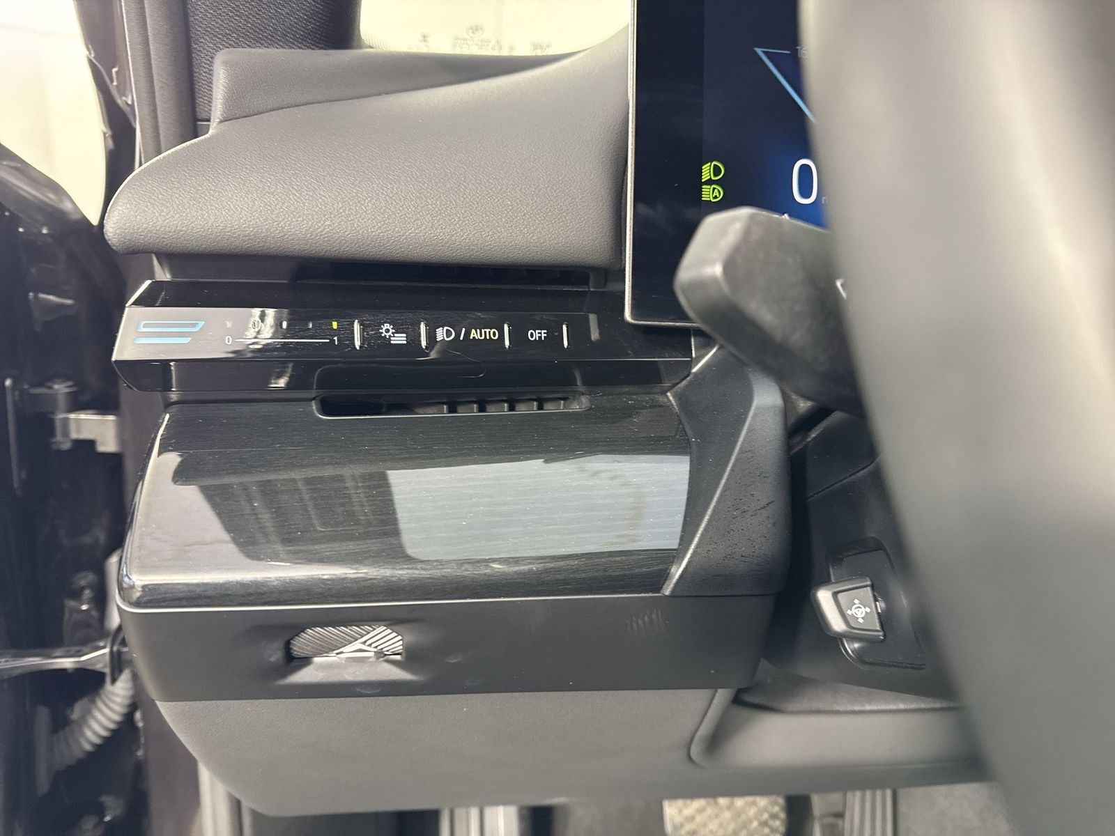 2025 BMW 5 Series 530i xDrive