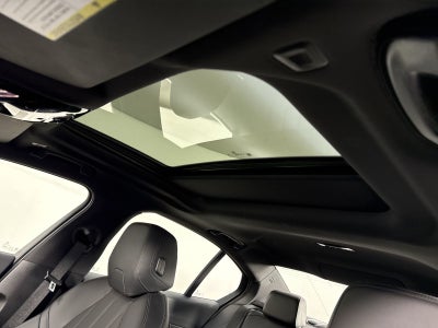 2025 BMW 5 Series 530i xDrive